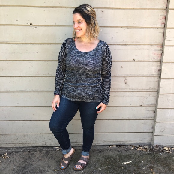 Mossimo Sweater - Picture 3 of 3